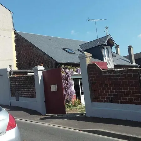 Paisibles Sur La Cote Fleurie. Trouville-sur-Mer